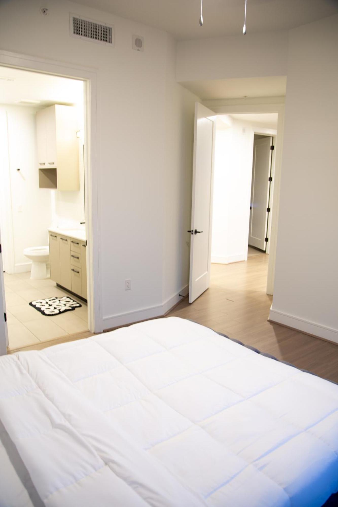 Cozy Home Toyota Center Хюстън Екстериор снимка